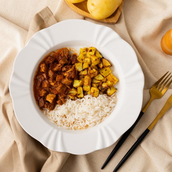 Marmita arroz e batatas rústicas com carne de panela 250g