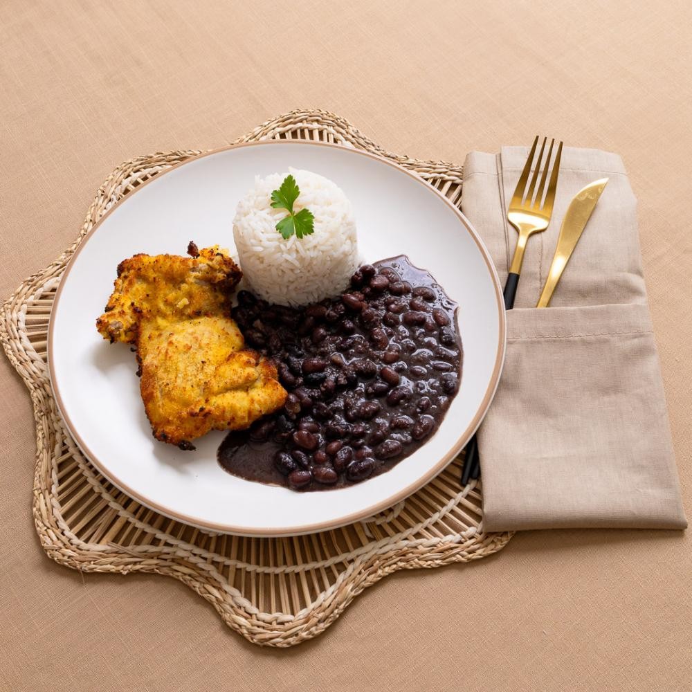 Marmita arroz e feijão com frango à milanesa 500g