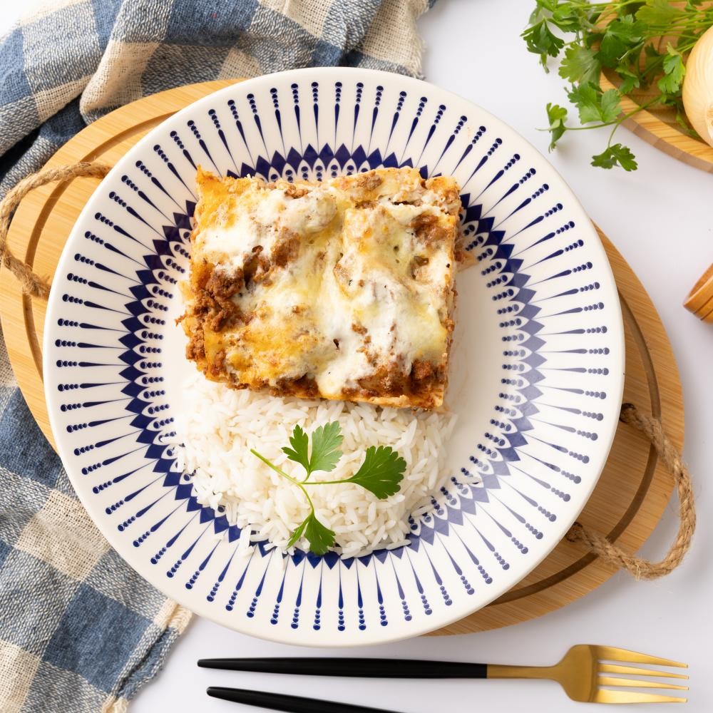 Marmita lasanha de carne e molho branco com arroz 250g